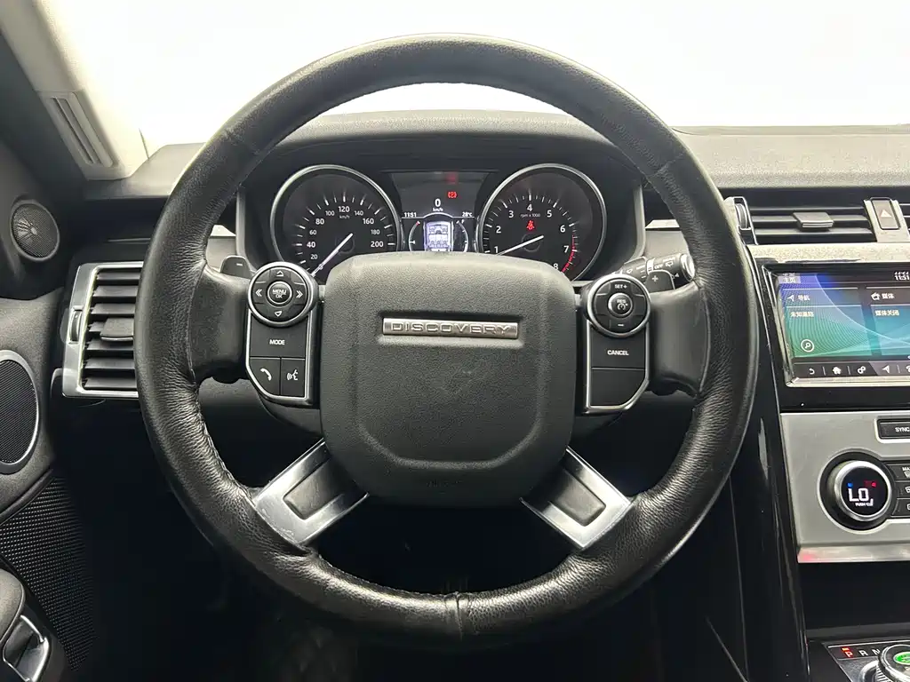 Land Rover Discovery — миниатюра 8