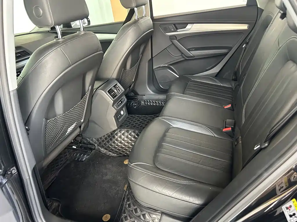Audi Q5L — миниатюра 6