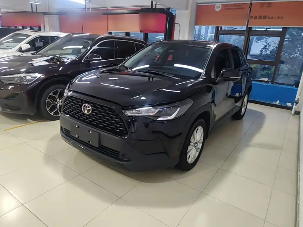 Toyota Corolla Cross — миниатюра 2