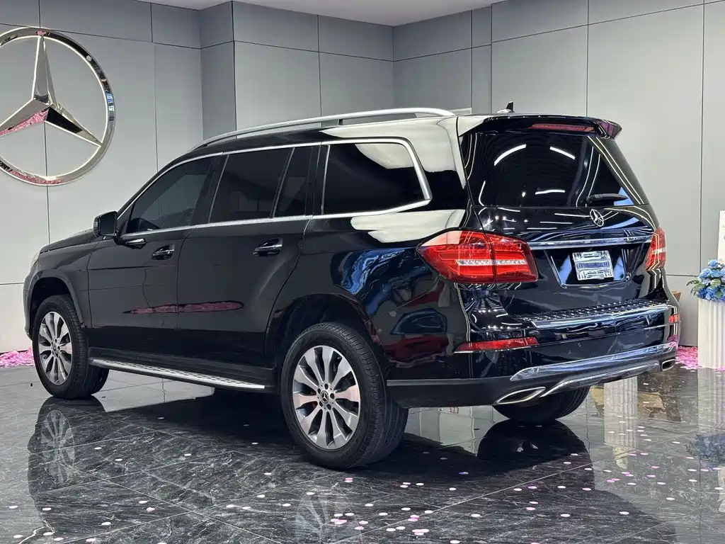 Mercedes-Benz GLS — миниатюра 9
