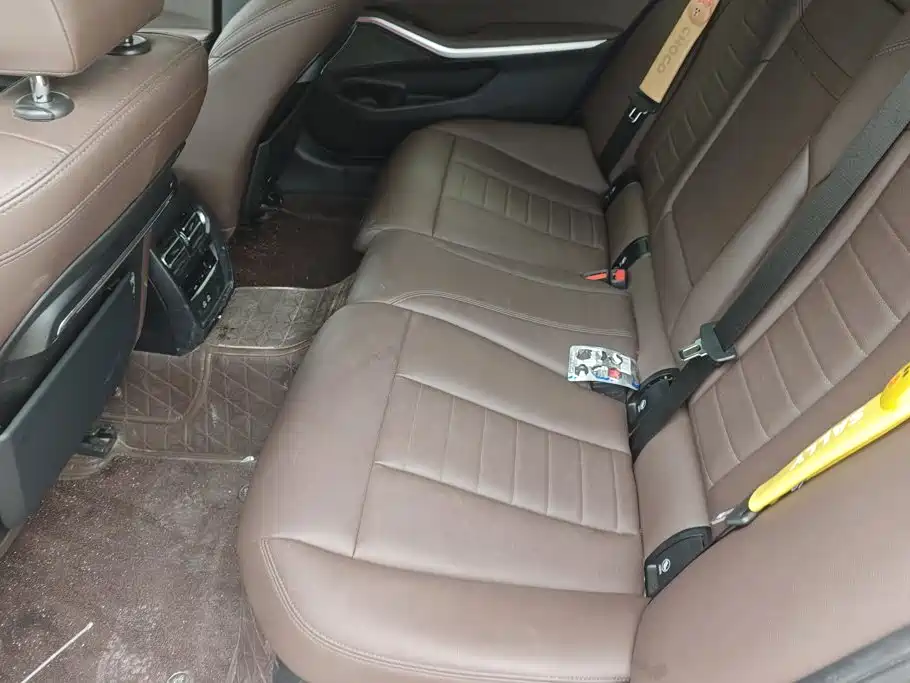 BMW 3 Series — миниатюра 10