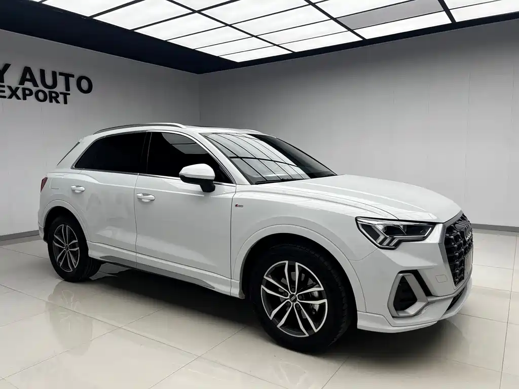 Audi Q3 2022 35 TFSI