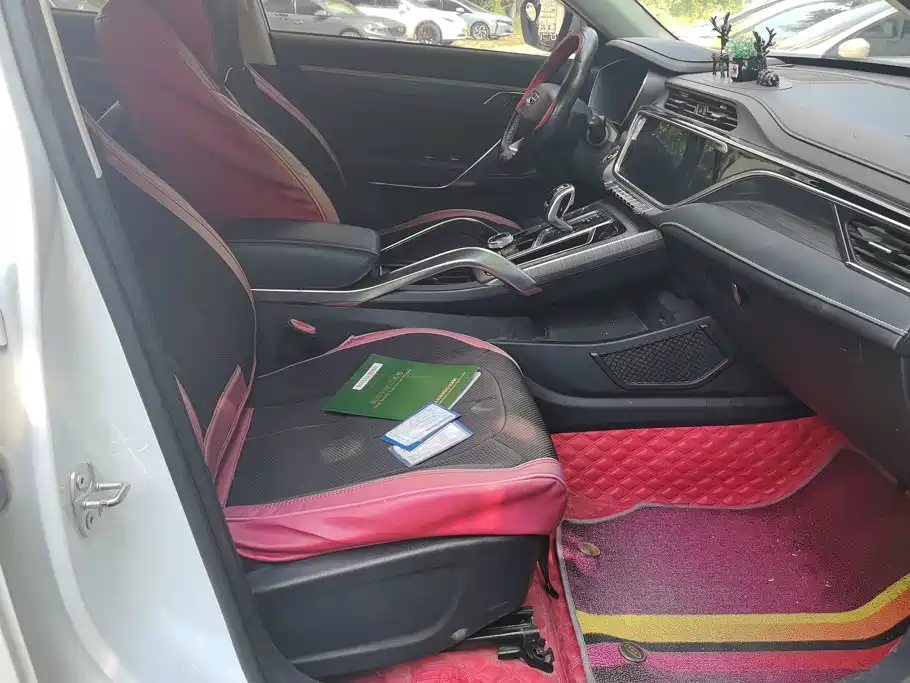 Geely Boyue — миниатюра 8