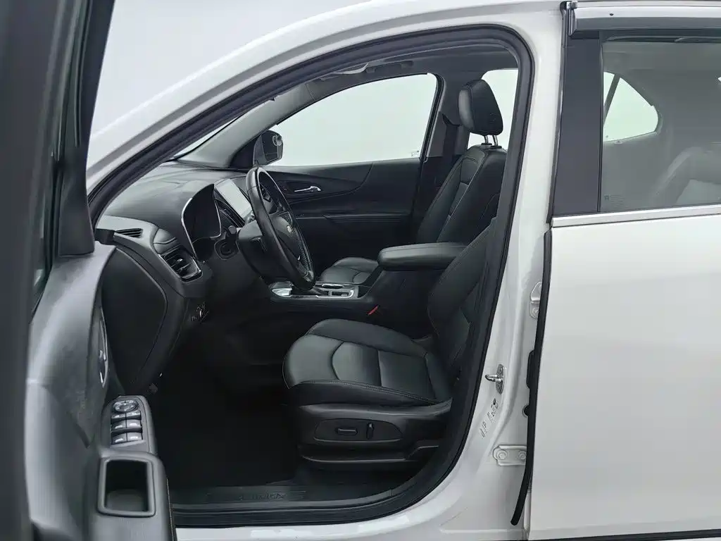 Chevrolet Equinox — миниатюра 10