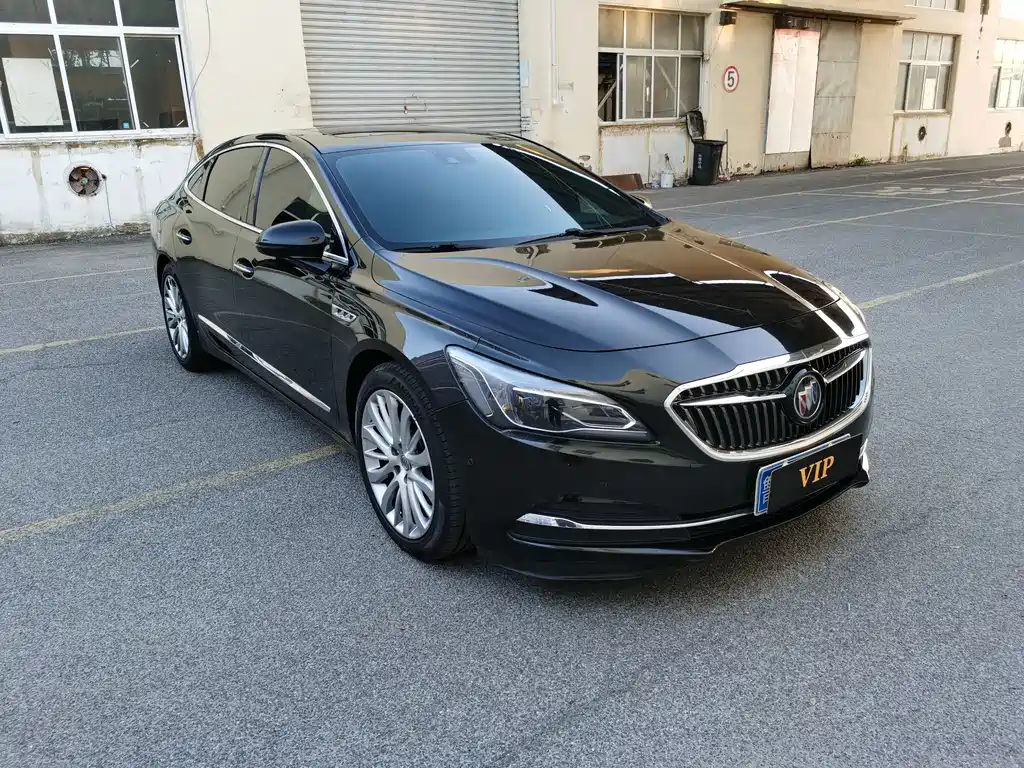 Buick LaCrosse — миниатюра 3