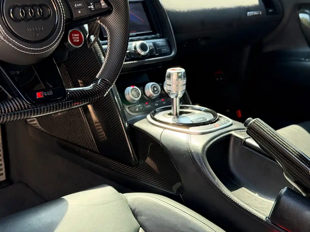 Audi R8 — миниатюра 17