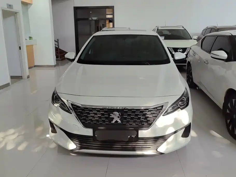 Peugeot 408 — миниатюра 2