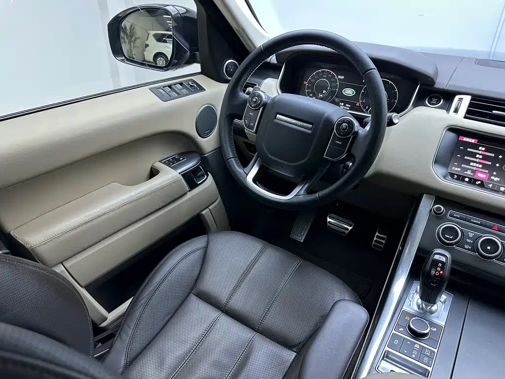 Land Rover Range Rover Sport 2017 3.0 SC V6 HSE DYNAMIC