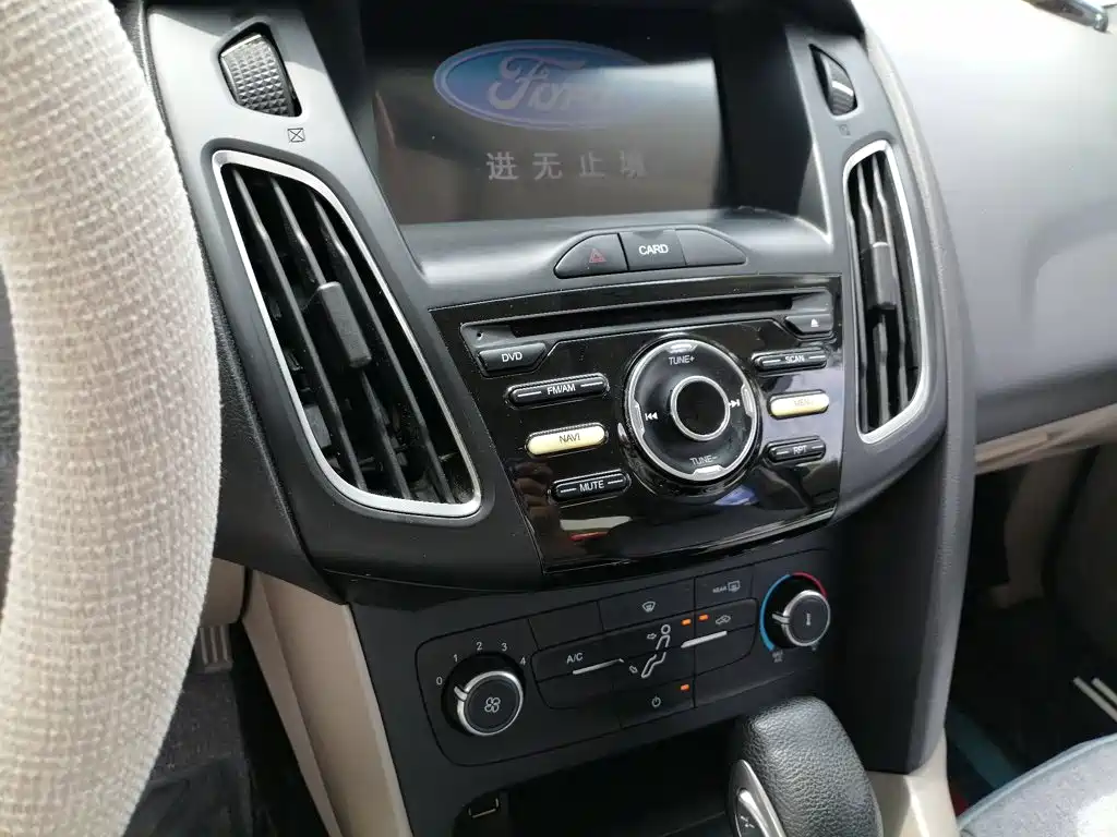 Ford Focus — миниатюра 14