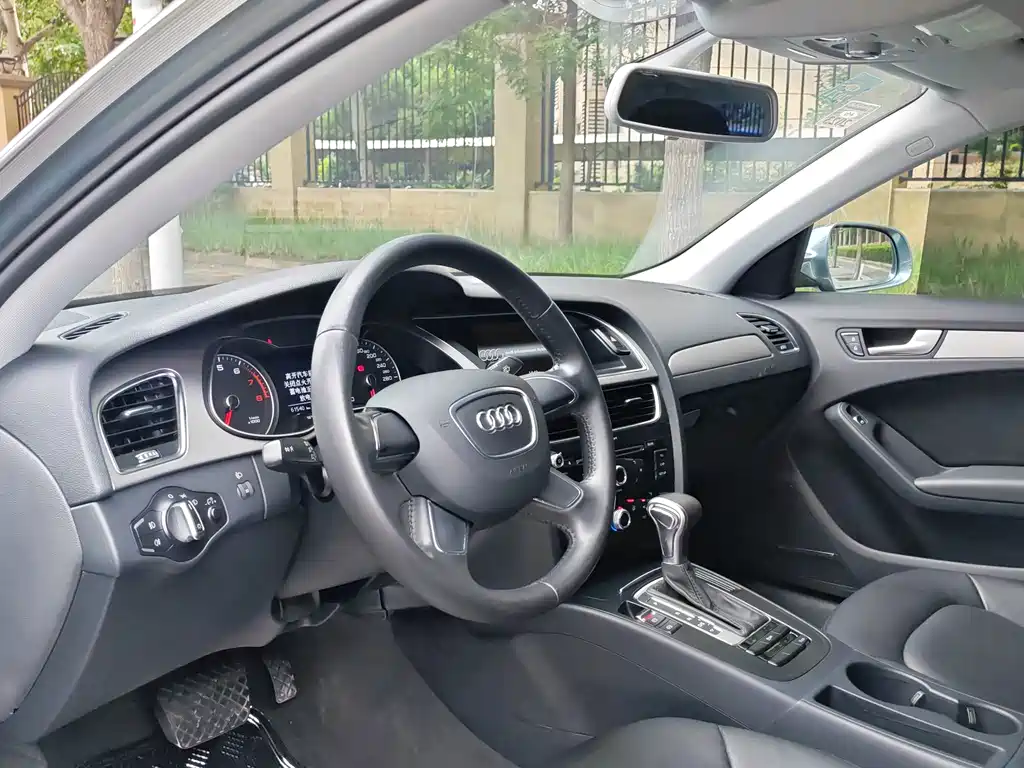 Audi A4L — миниатюра 5