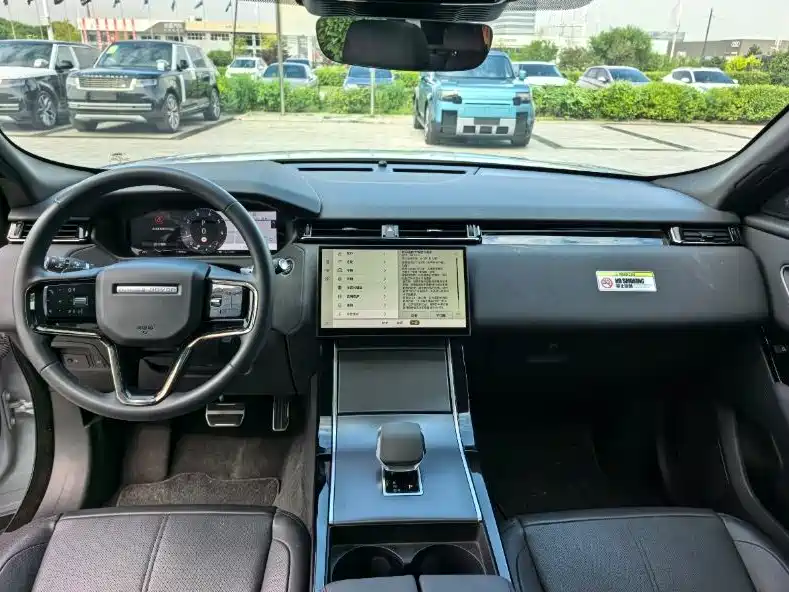 Land Rover Velar — миниатюра 10