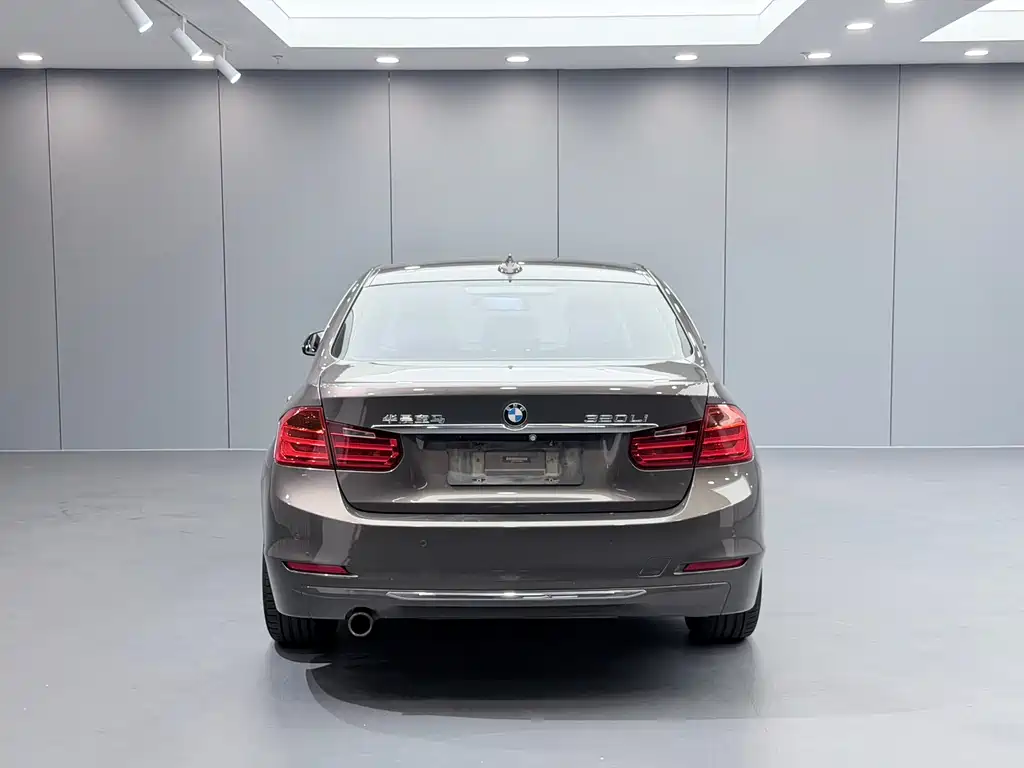 BMW 3 Series — миниатюра 5
