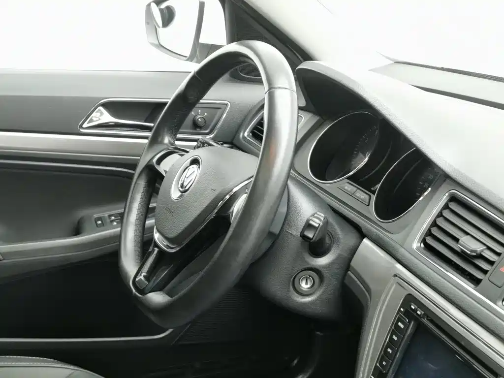 Volkswagen Lavida — миниатюра 22