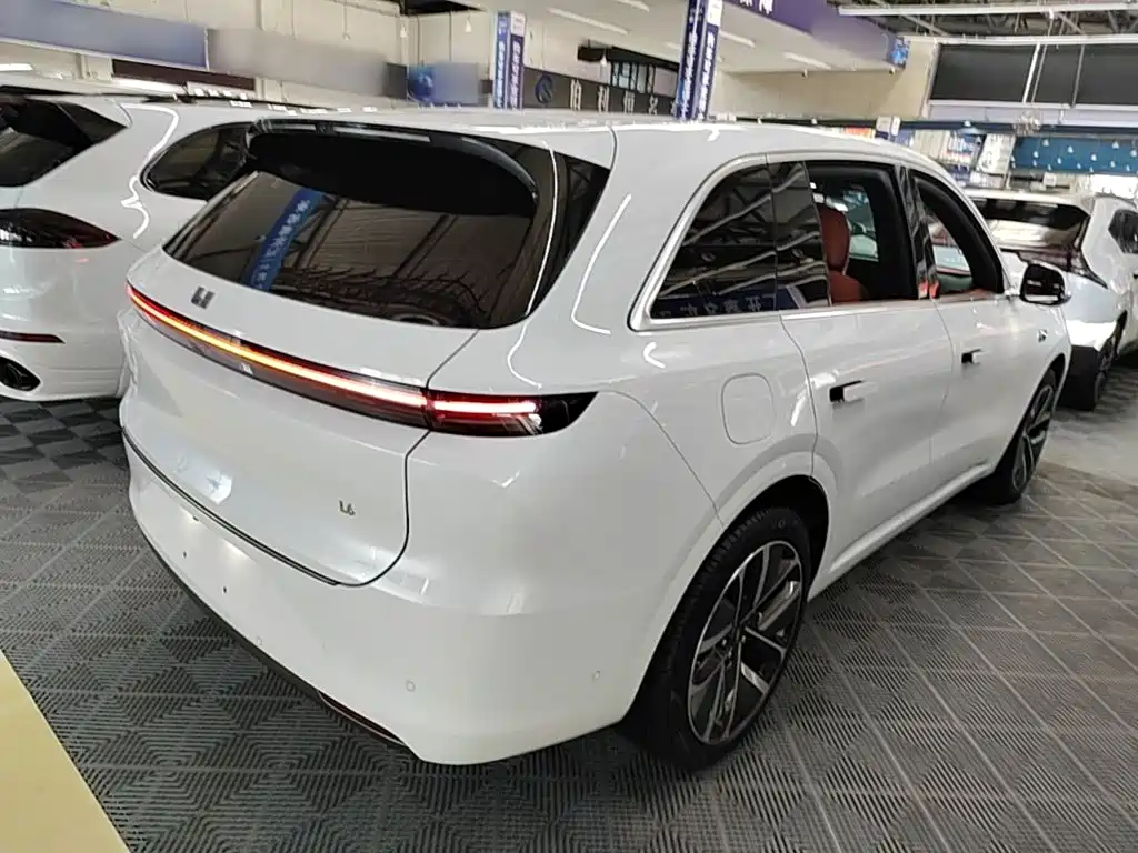 Li Auto L6 2024 Pro