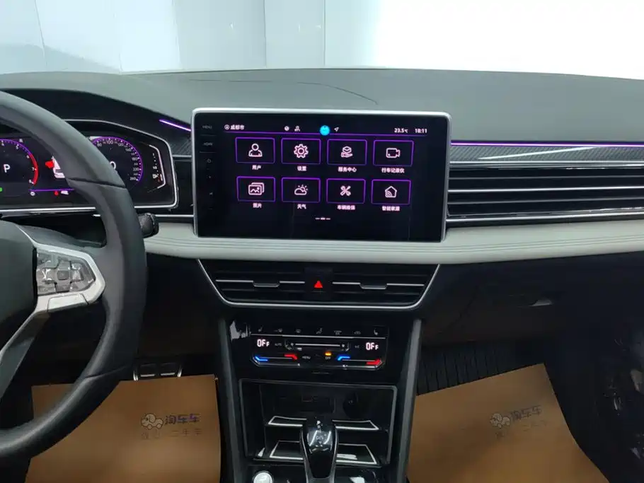 Volkswagen Tiguan L — миниатюра 13