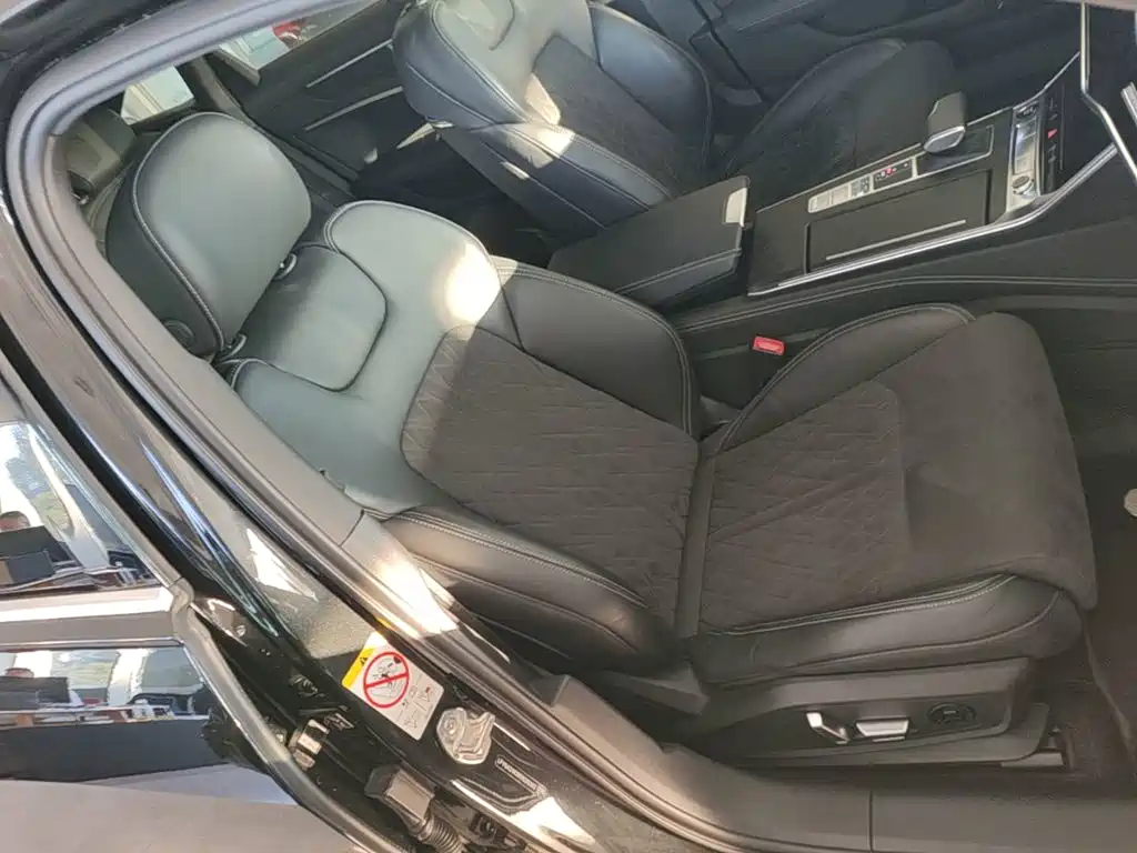Audi A6L — миниатюра 25