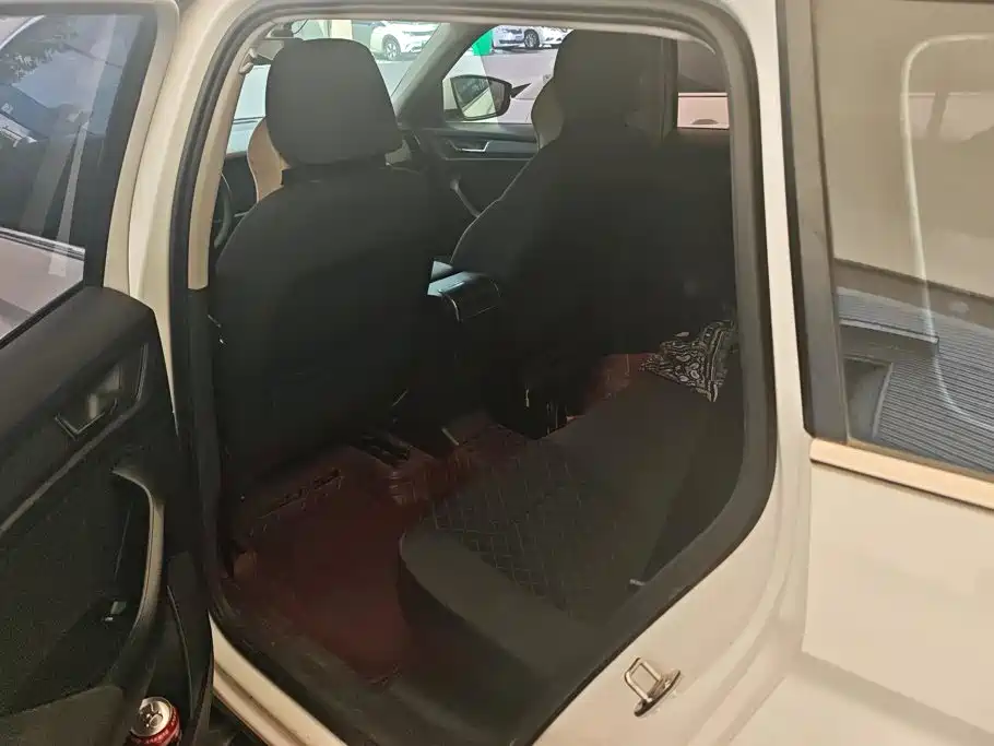 Skoda Kodiaq — миниатюра 11