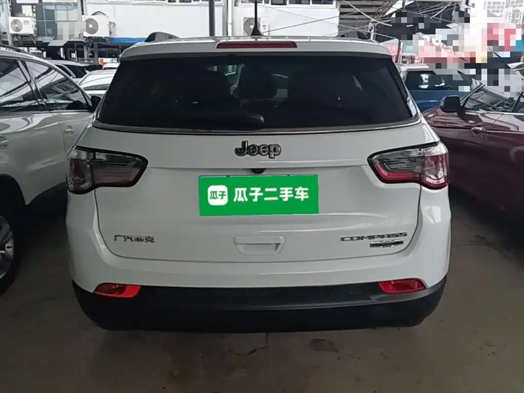 Jeep Compass — миниатюра 6