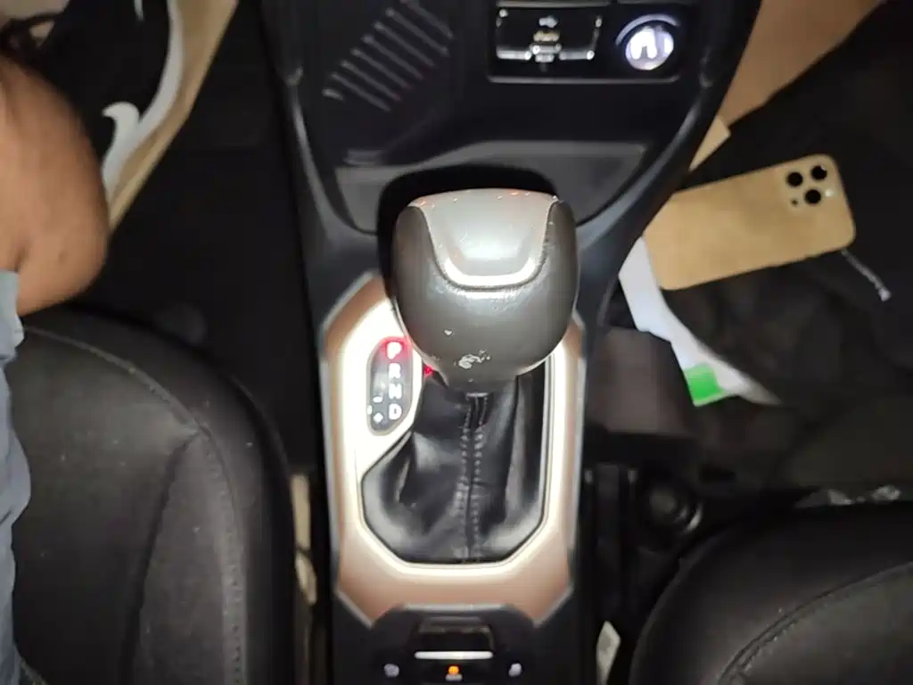 Jeep Renegade — миниатюра 14