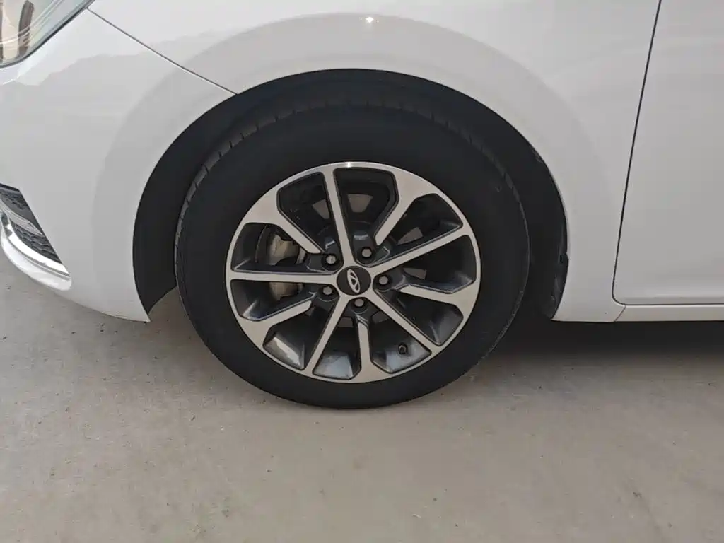Chery Arrizo 5 — миниатюра 23