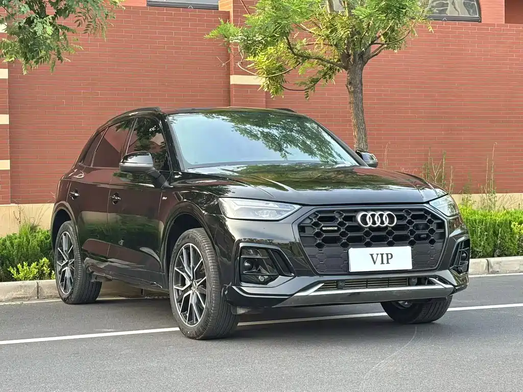 Audi Q5L 2026 45 40 TFSI Luxury