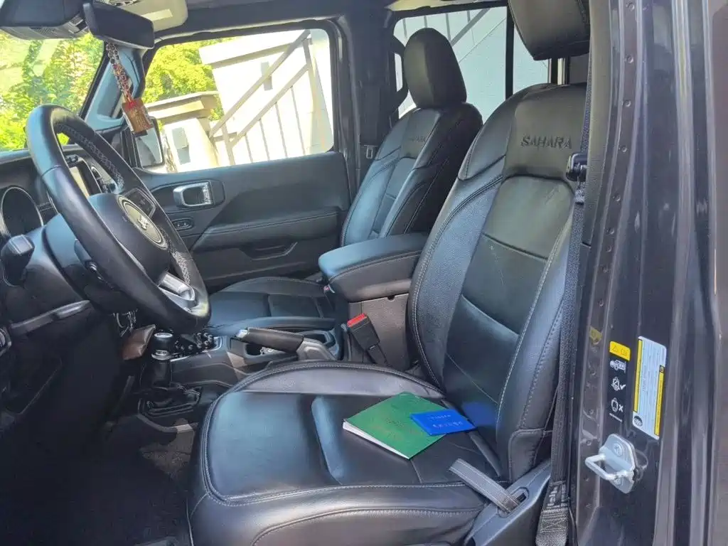 Jeep Wrangler PHEV — миниатюра 16
