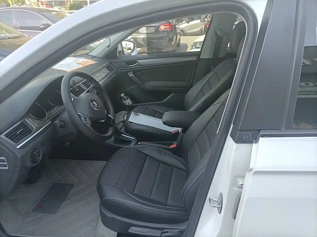 Volkswagen Bora — миниатюра 15