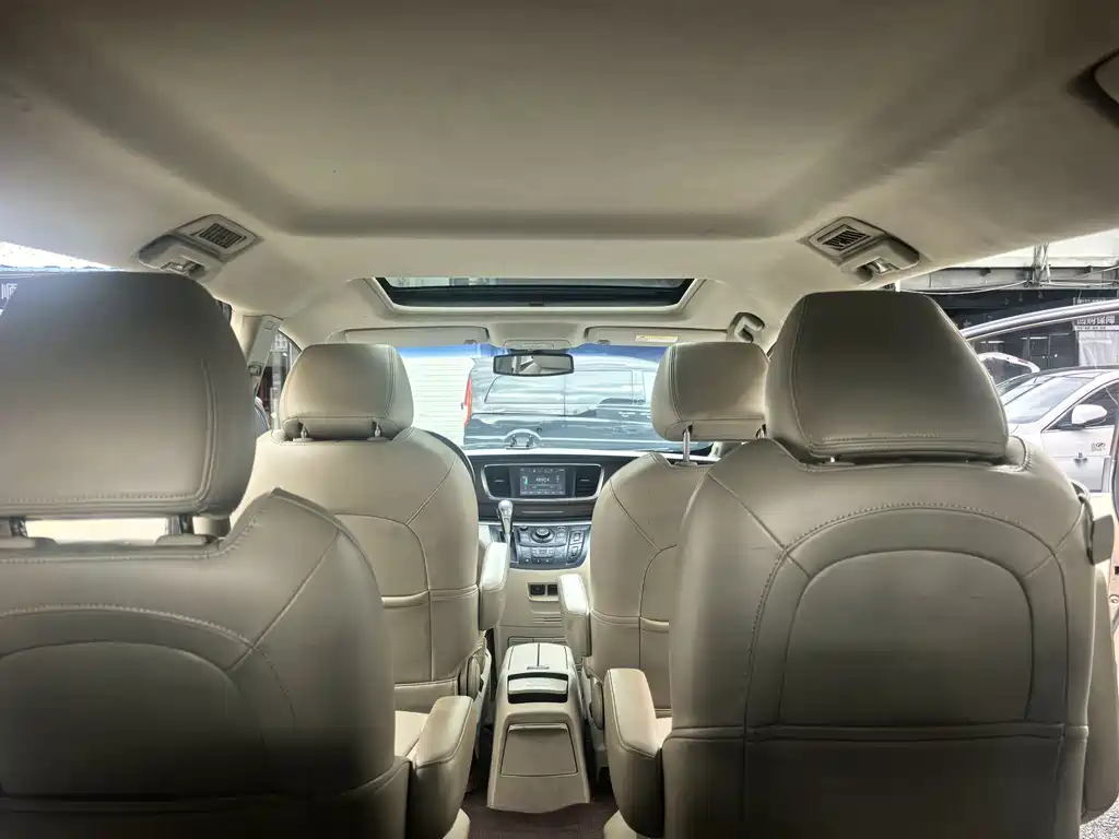 Buick GL8 — миниатюра 14