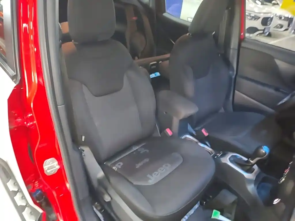 Jeep Renegade — миниатюра 25
