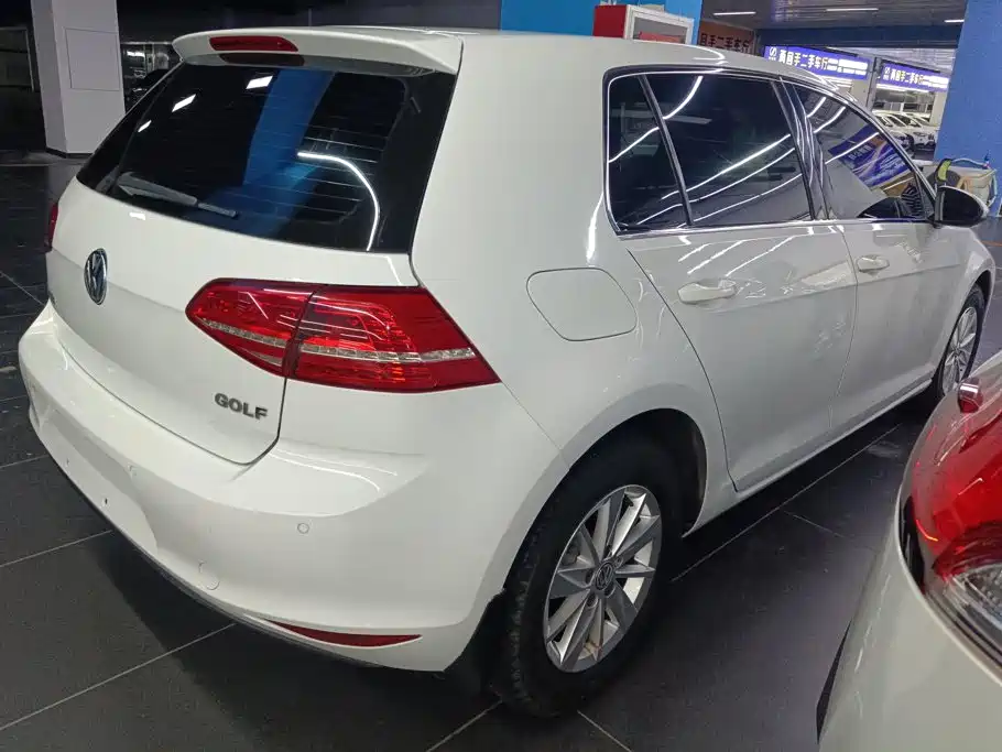 Volkswagen Golf — миниатюра 3