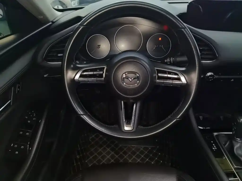 Mazda 3 Axela — миниатюра 11