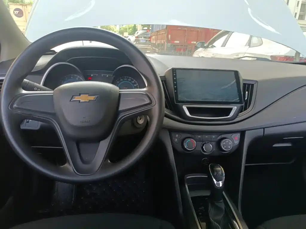 Chevrolet Cavalier — миниатюра 10