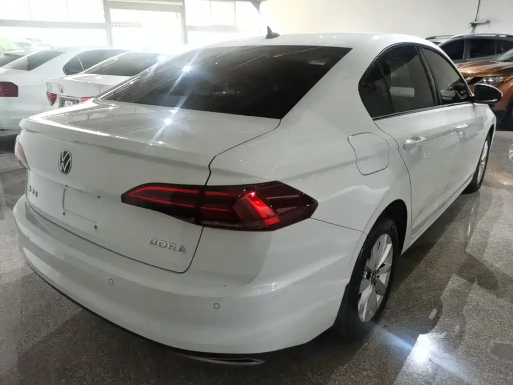 Volkswagen Bora — миниатюра 7