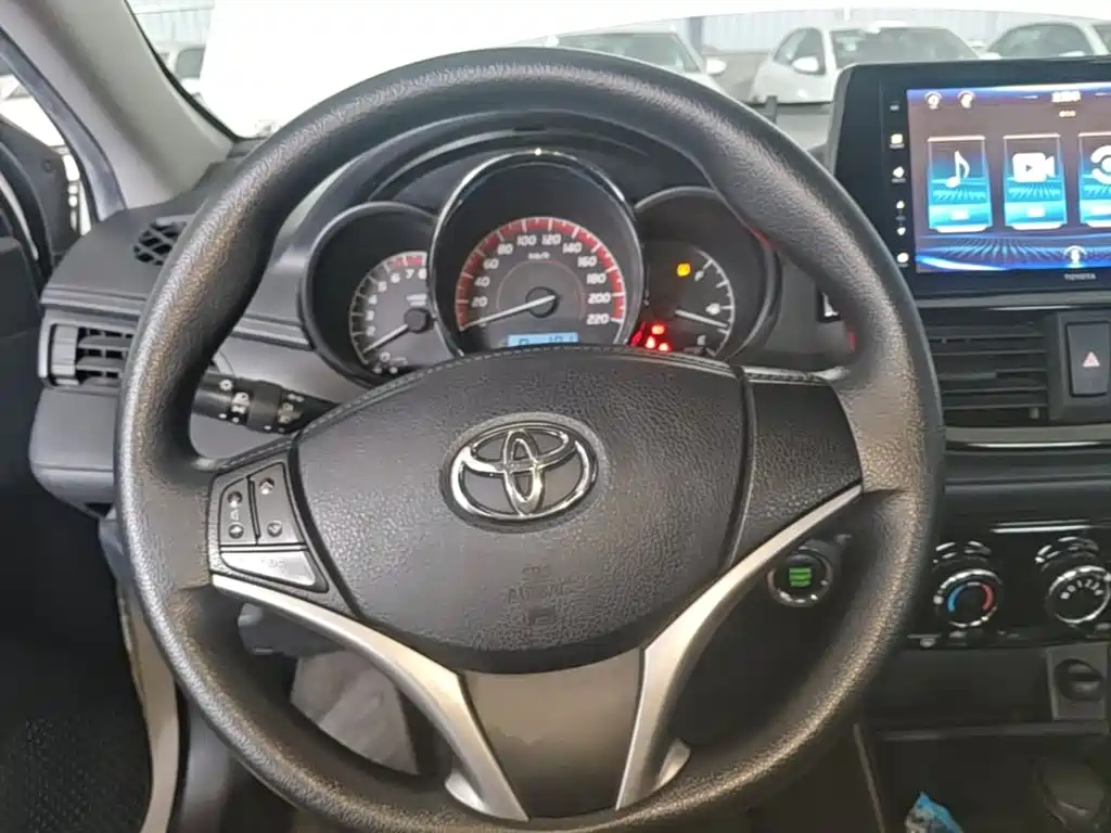 Toyota Vios — миниатюра 11