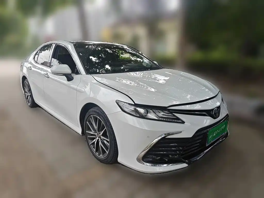 Toyota Camry — миниатюра 24