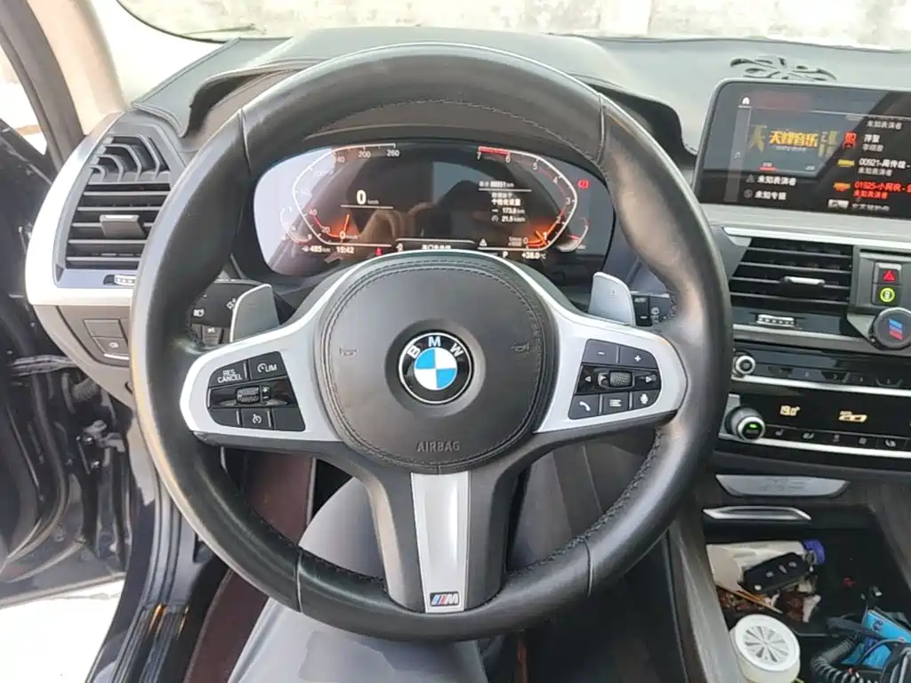 BMW X3 — миниатюра 11