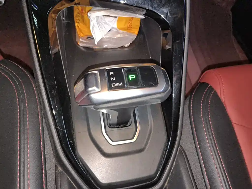 Haval H2s — миниатюра 10