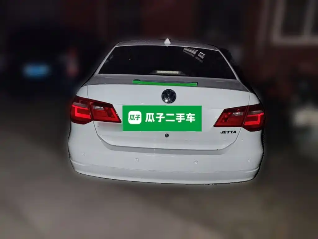Volkswagen Jetta — миниатюра 3