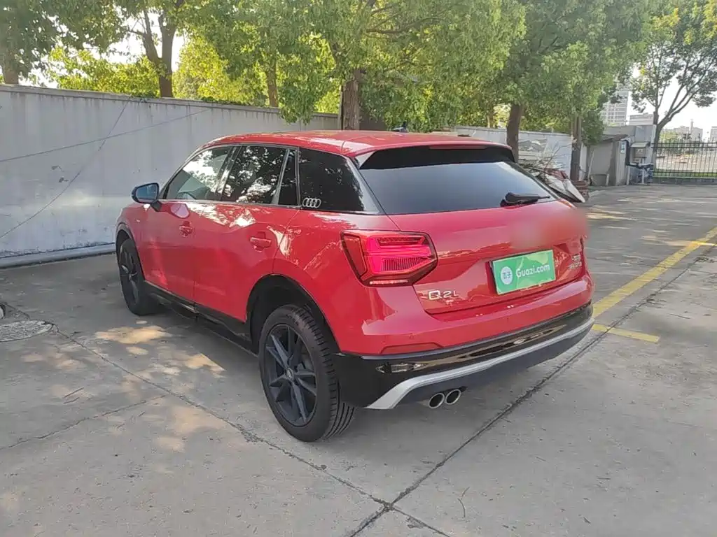 Audi Q2L — миниатюра 5