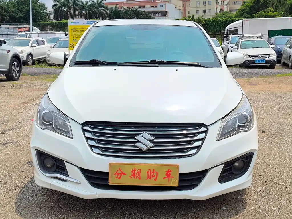 Suzuki Alivio 2015