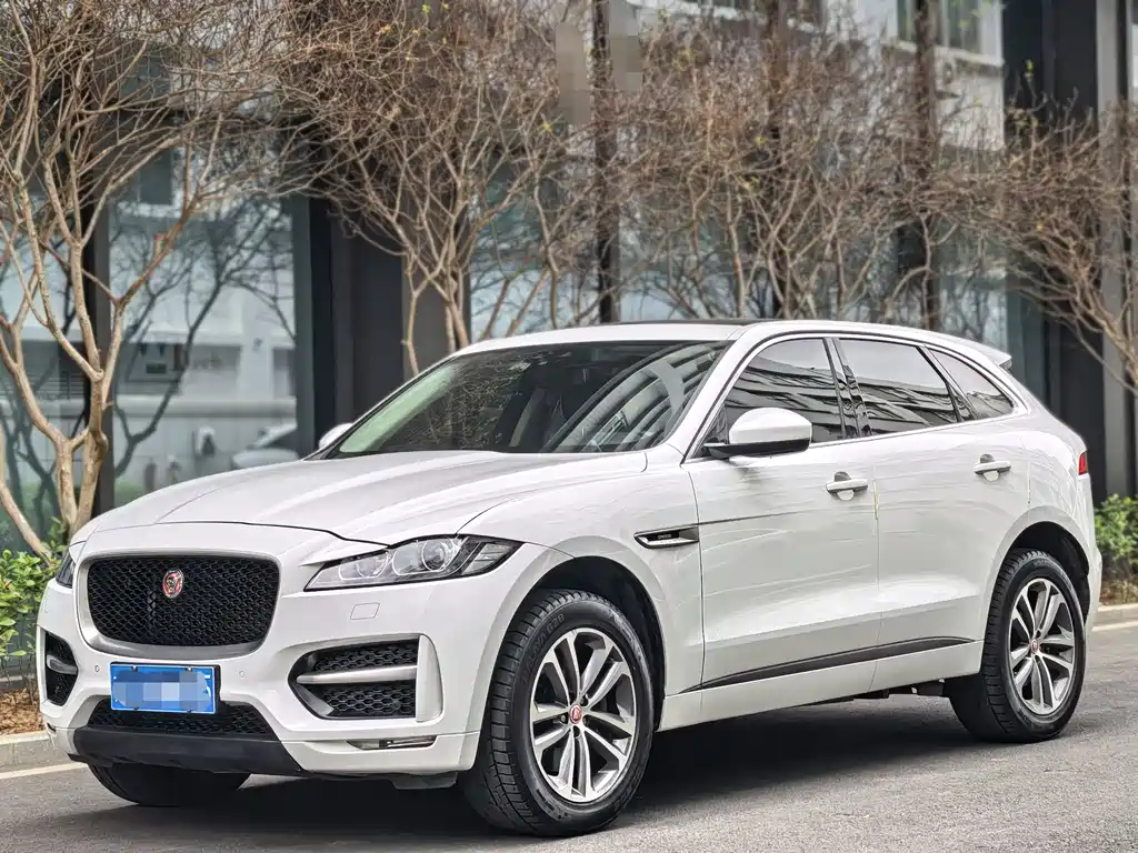 Jaguar F-PACE 2017