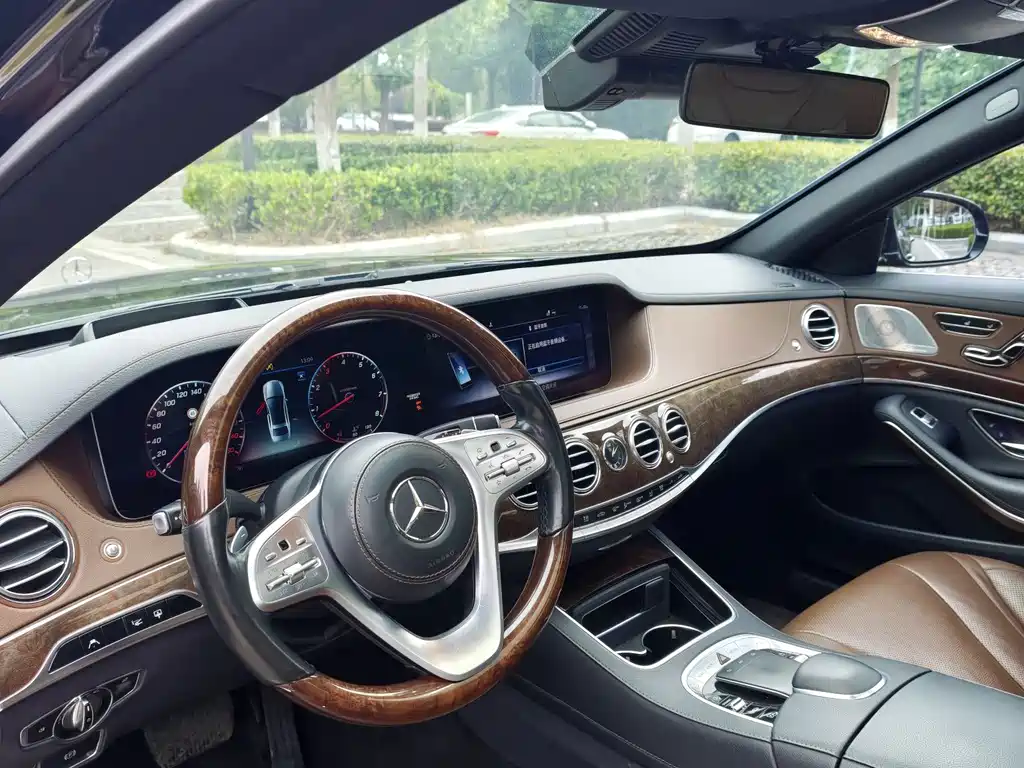 Mercedes-Benz S-Class — миниатюра 4