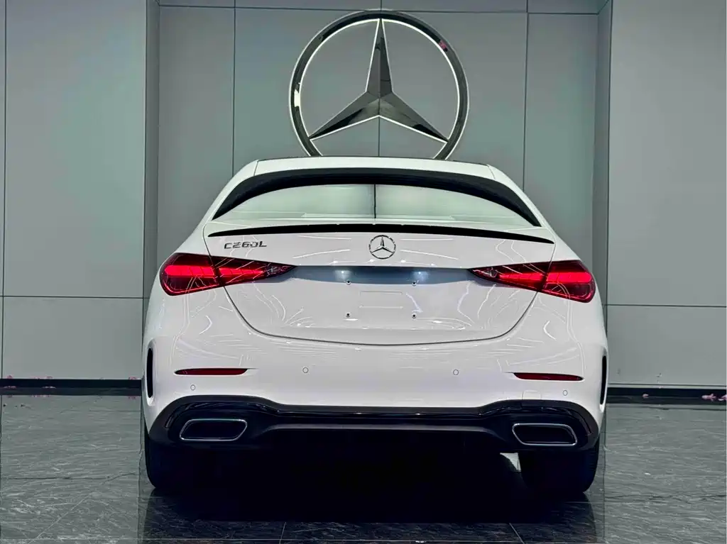 Mercedes-Benz C-Class — миниатюра 8