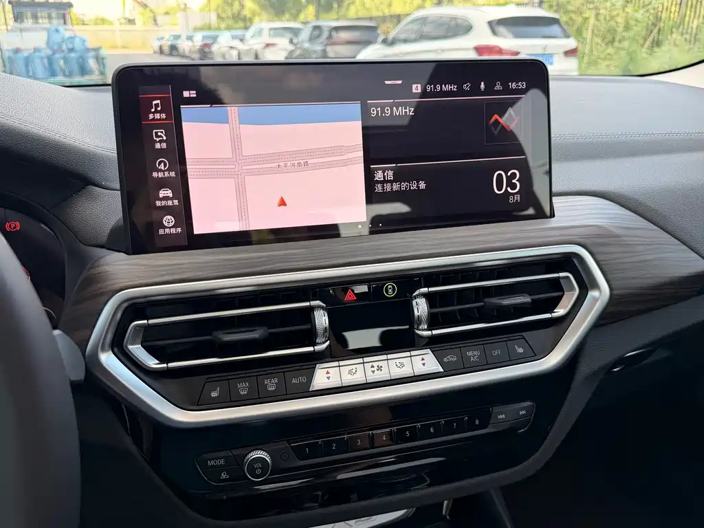 BMW X3 — миниатюра 15