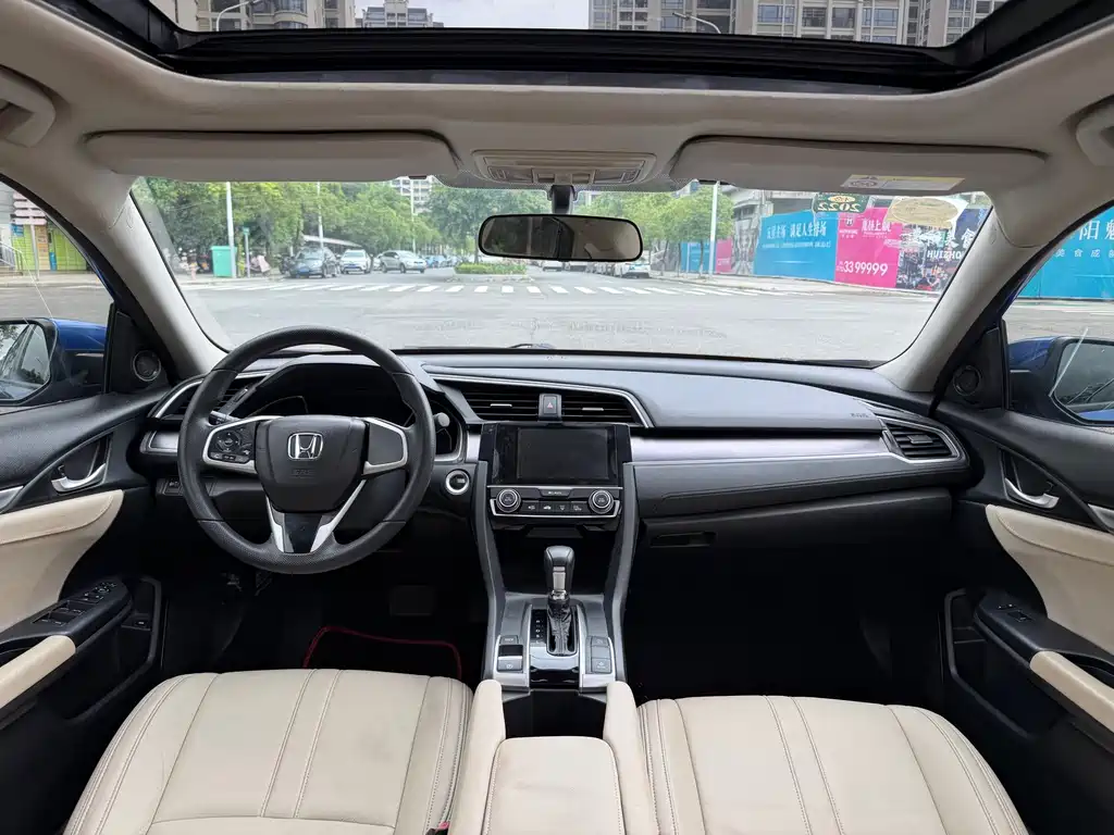Honda Civic 2016 220TURBO CVT Luxury