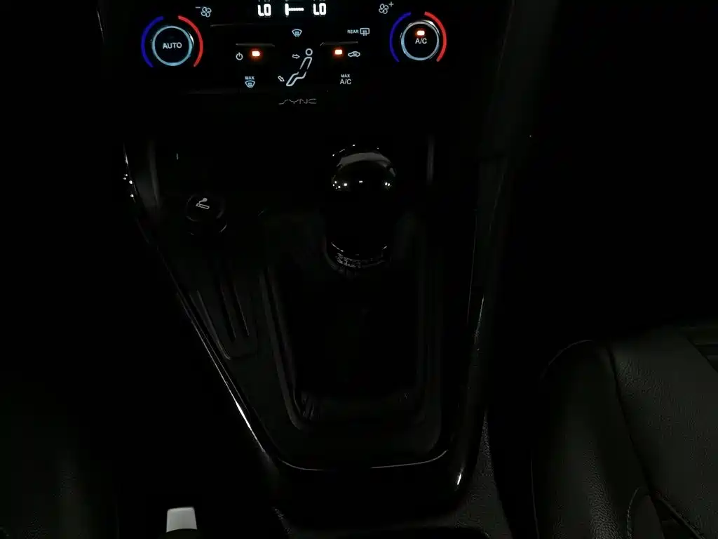 Ford Focus — миниатюра 13