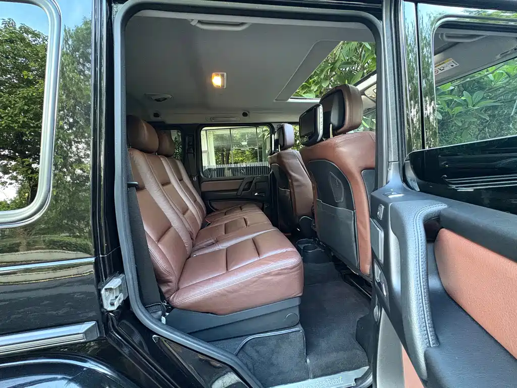 Mercedes-Benz G-Class — миниатюра 12