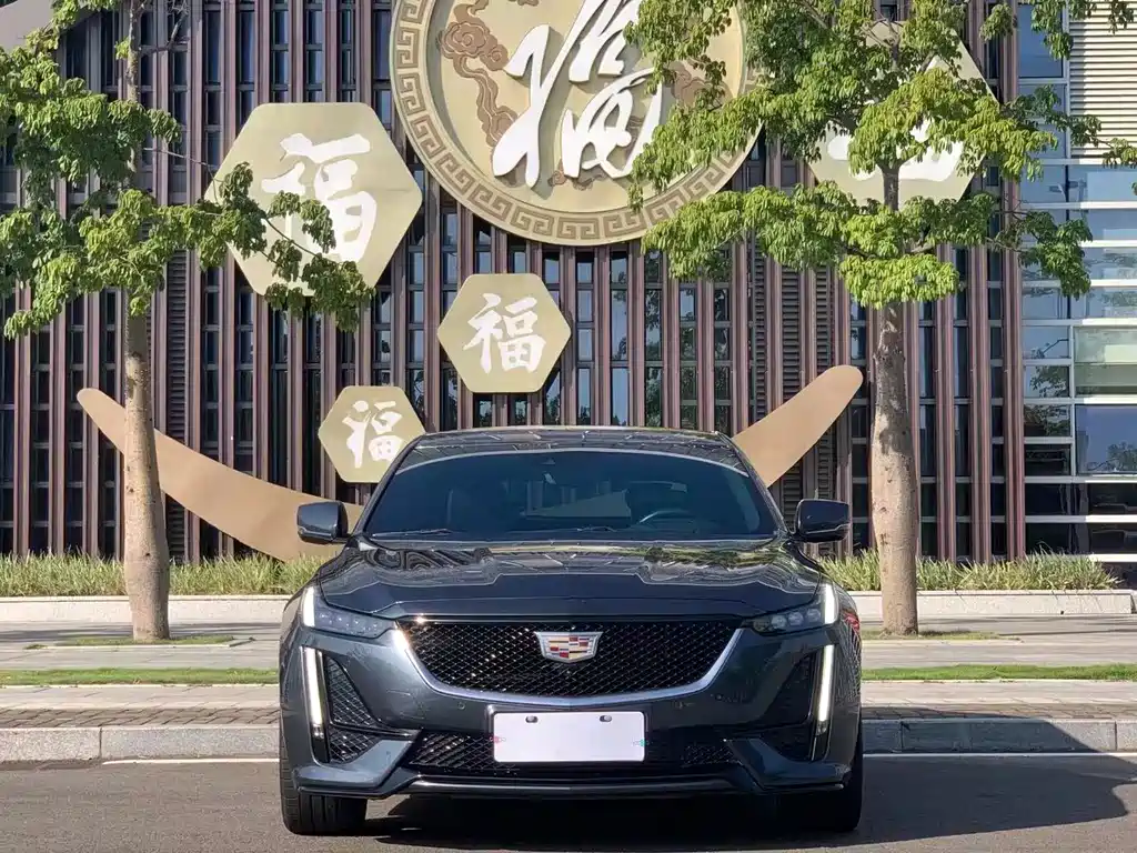 Cadillac CT5 — миниатюра 2