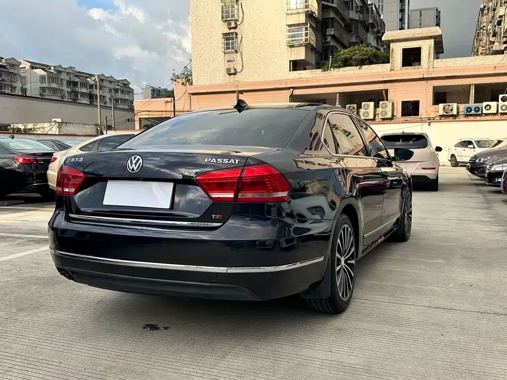 Volkswagen Passat — миниатюра 12