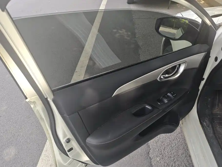 Nissan Sylphy — миниатюра 7